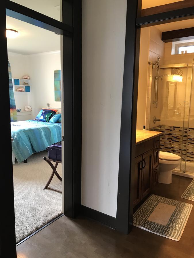 Cheers B&B Келоуна Экстерьер фото